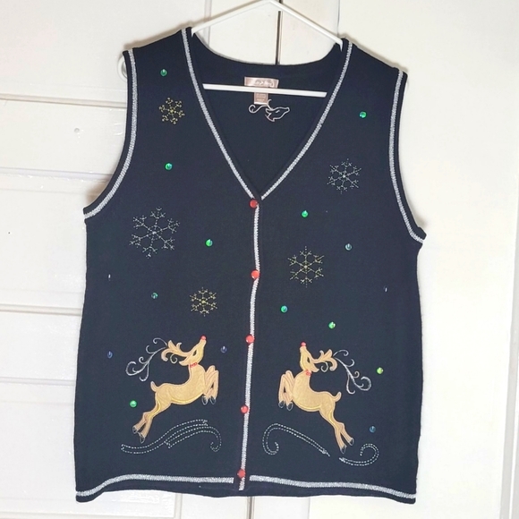 White Stag Christmas Sweater Vest-Bust 36